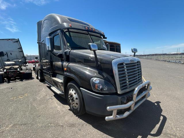 Global Auto Auctions: 2016 FREIGHTLINER CASCADIA 1