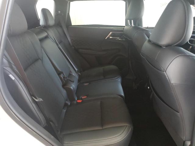 2024 MITSUBISHI OUTLANDER JA4J4WA86RZ064739