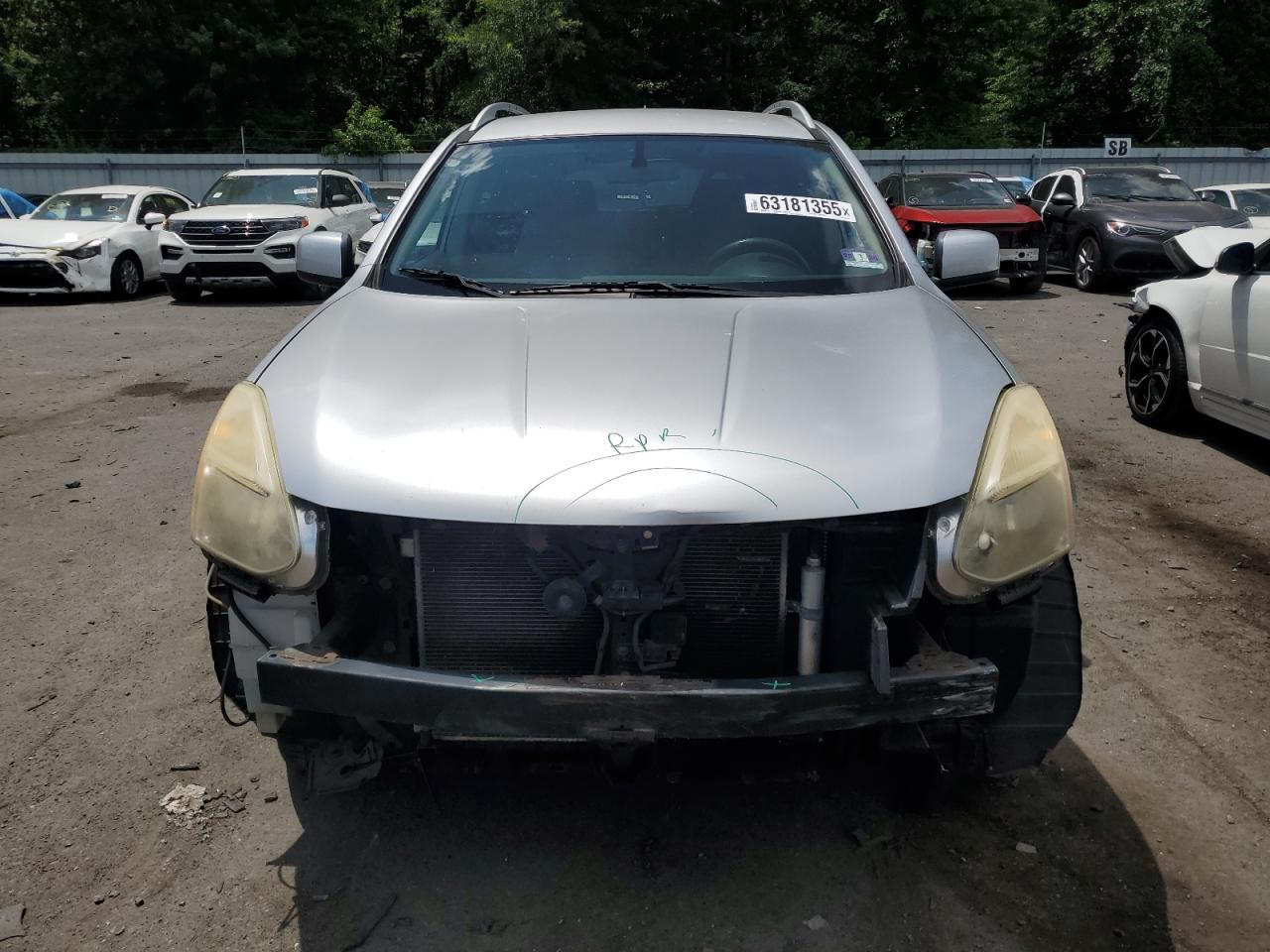 Nissan Rogue s 2012