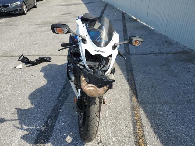 2025 SUZUKI GSX-R600 JS1GN7FA6S7101458
