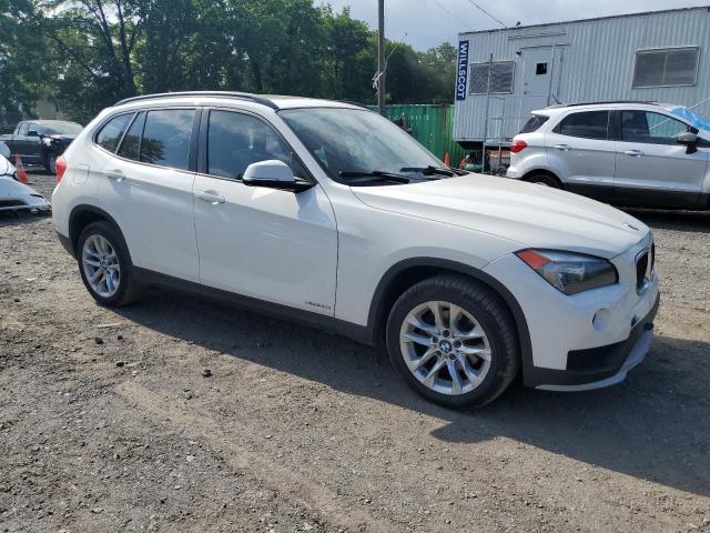 2015 BMW X1 XDRIVE2 WBAVL1C51FVY31638
