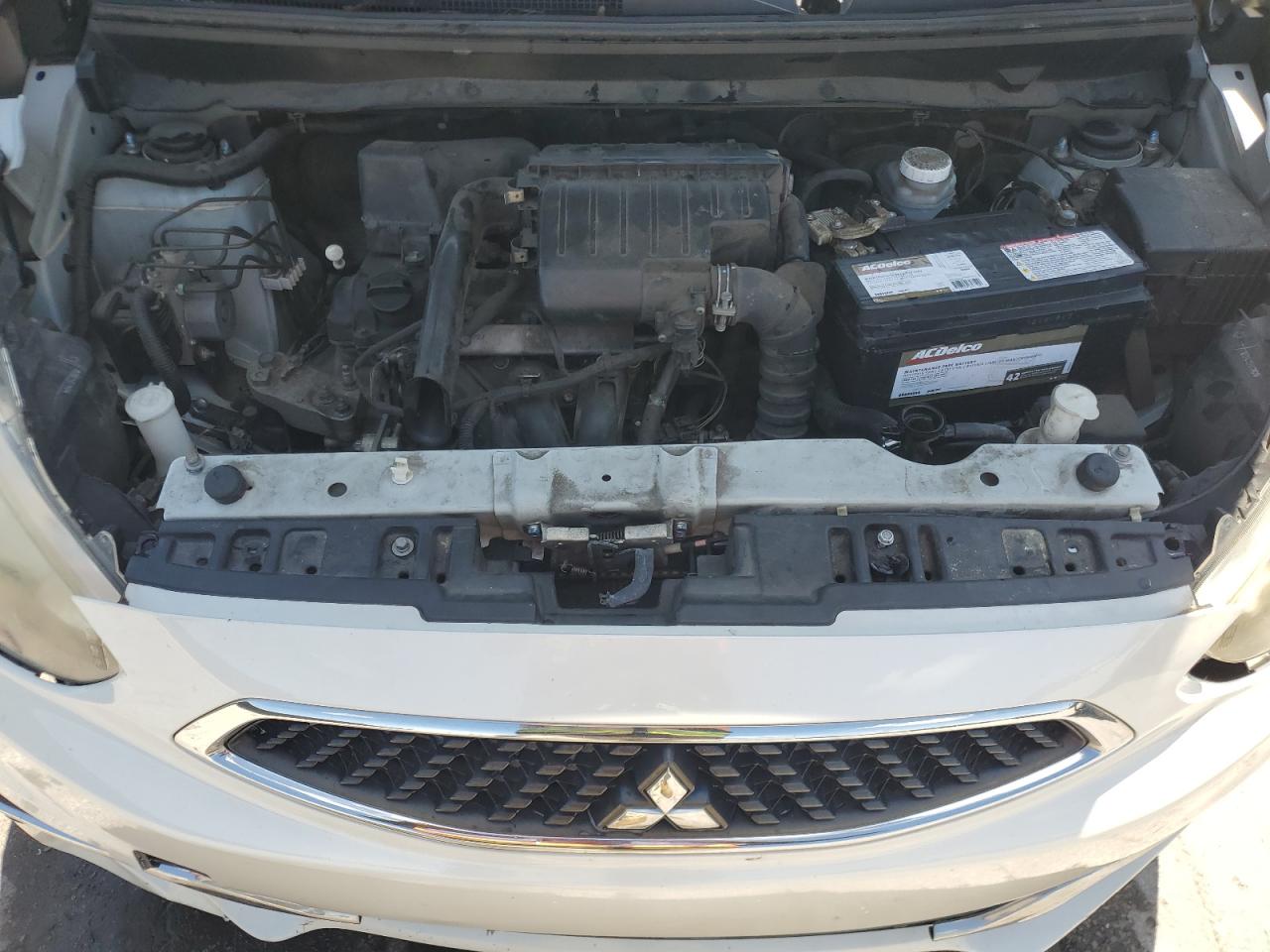 MITSUBISHI MIRAGE ES