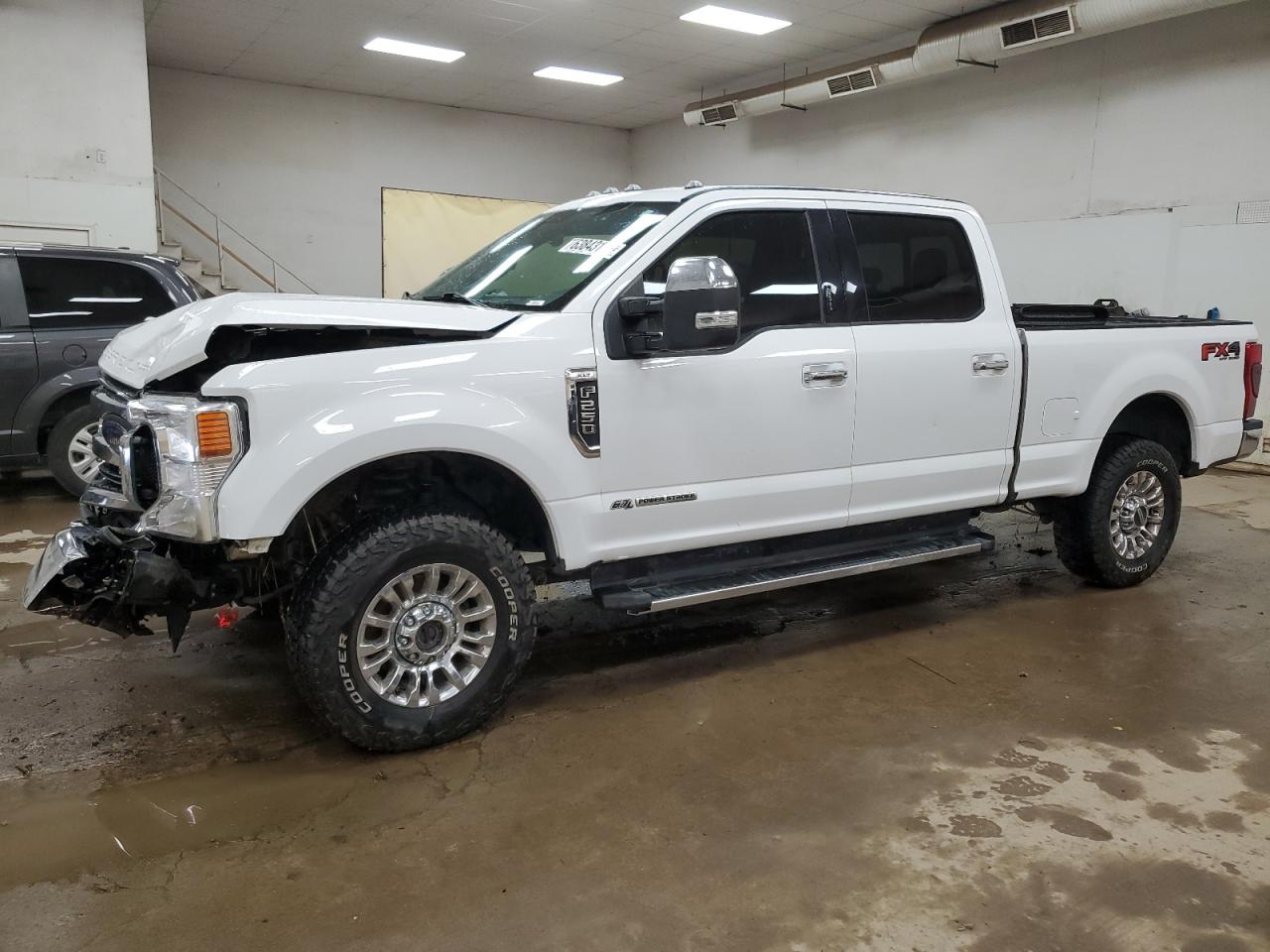 FORD F-250 SUPER DUTY