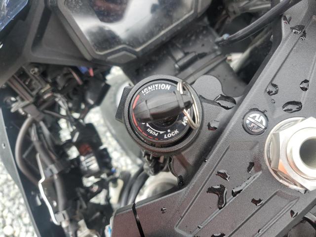 2021 KAWASAKI ZX1002 L #3302914046