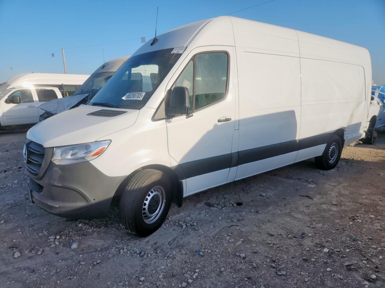 MERCEDES-BENZ SPRINTER 2500