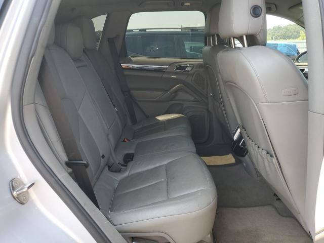 2012 PORSCHE CAYENNE - WP1AA2A20CLA02295