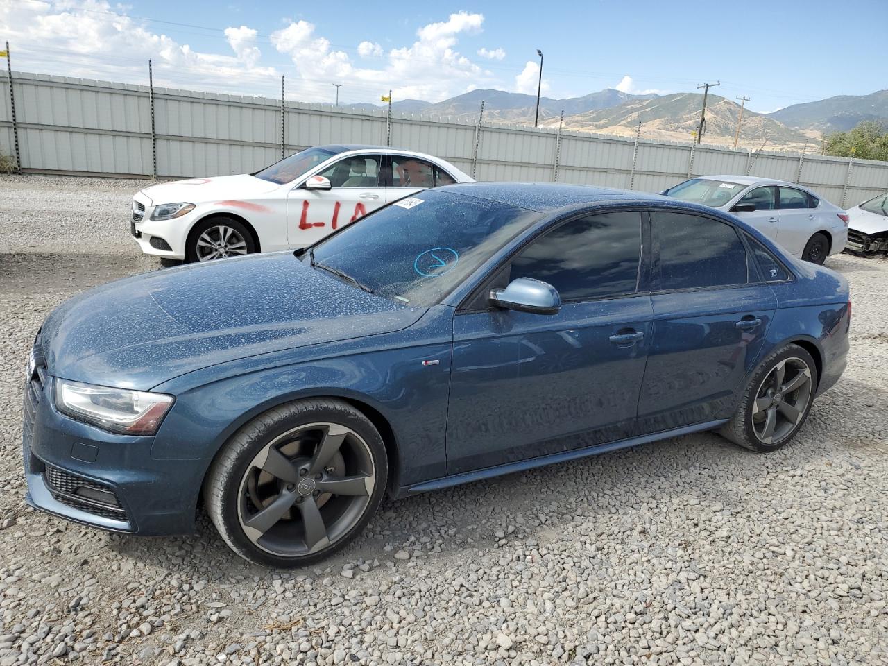 AUDI A4 PREMIUM PLUS S-LINE