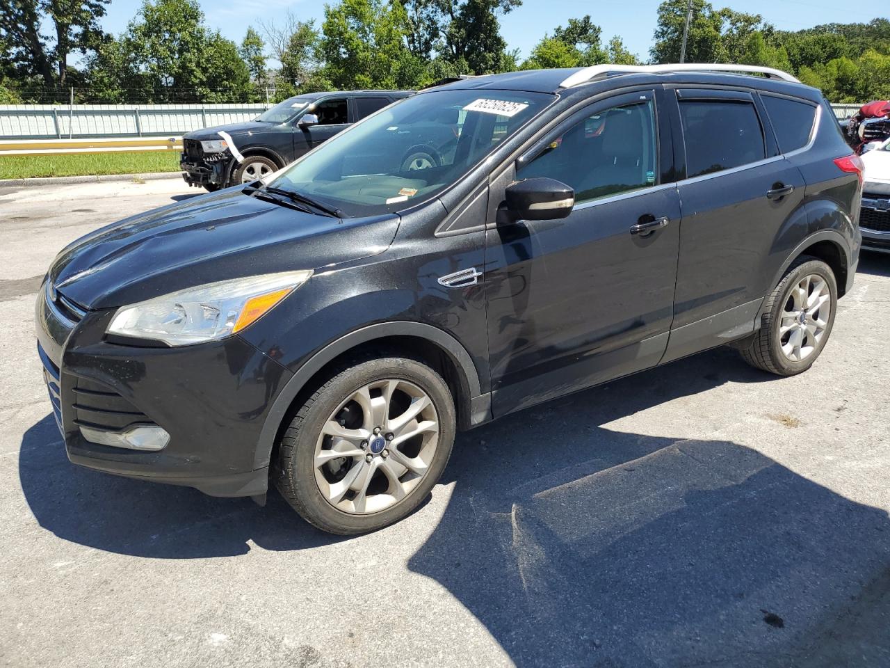 FORD ESCAPE TITANIUM