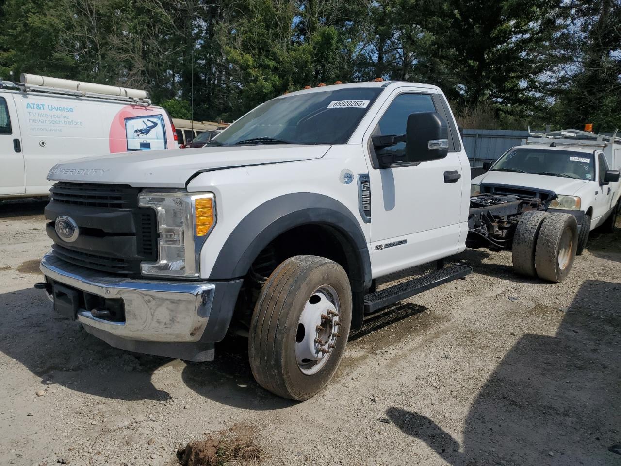 FORD F-550 SUPER DUTY