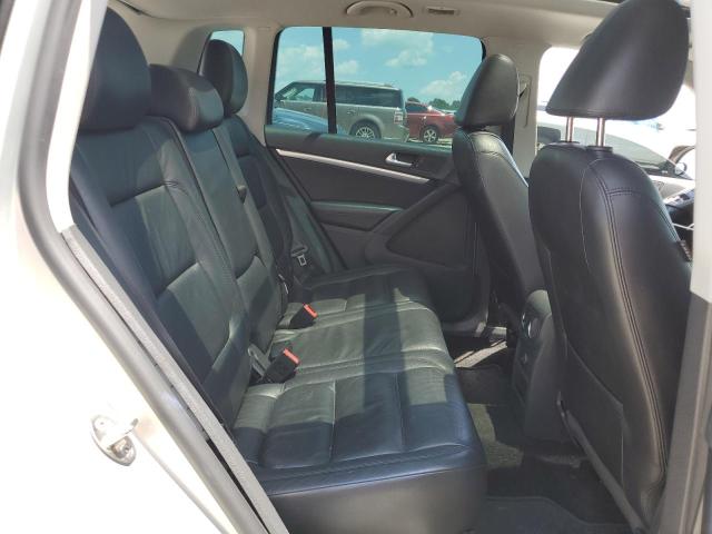 2012 VOLKSWAGEN TIGUAN S - WVGAV7AX2CW566846