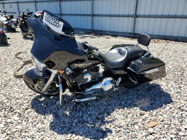 2010 HARLEY-DAVIDSON FLHX - 1HD1KB419AB650043