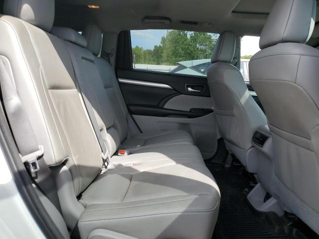 2018 TOYOTA HIGHLANDER 5TDJZRFH3JS879942