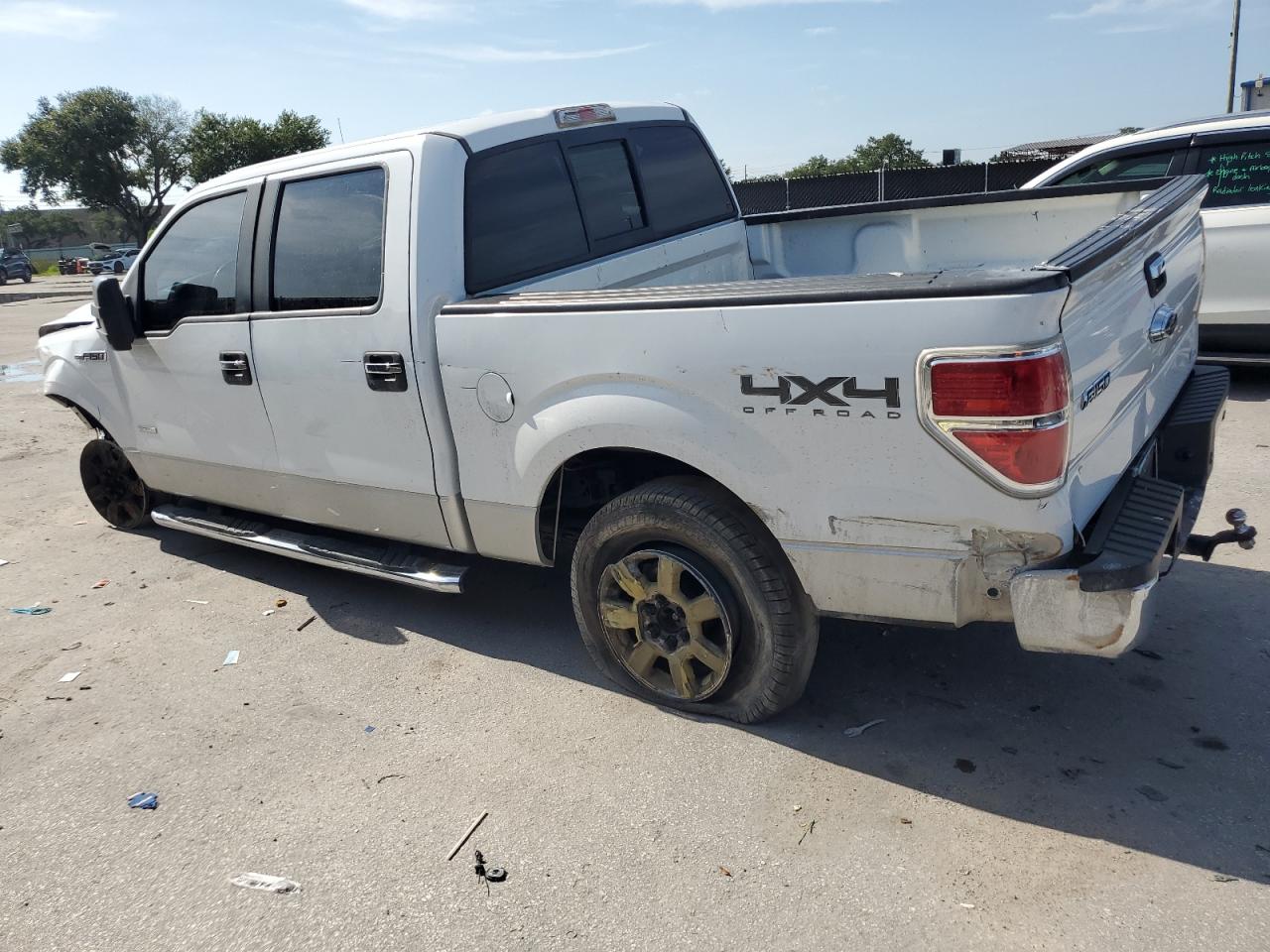 FORD F-150 SUPERCREW