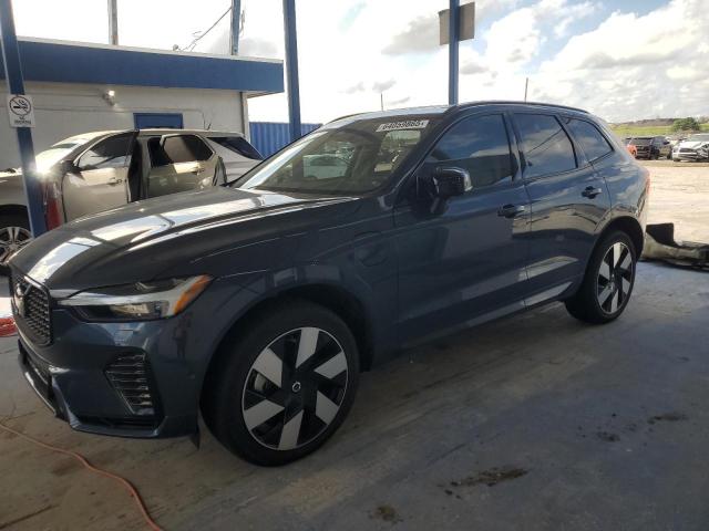 VOLVO XC60 PLUS