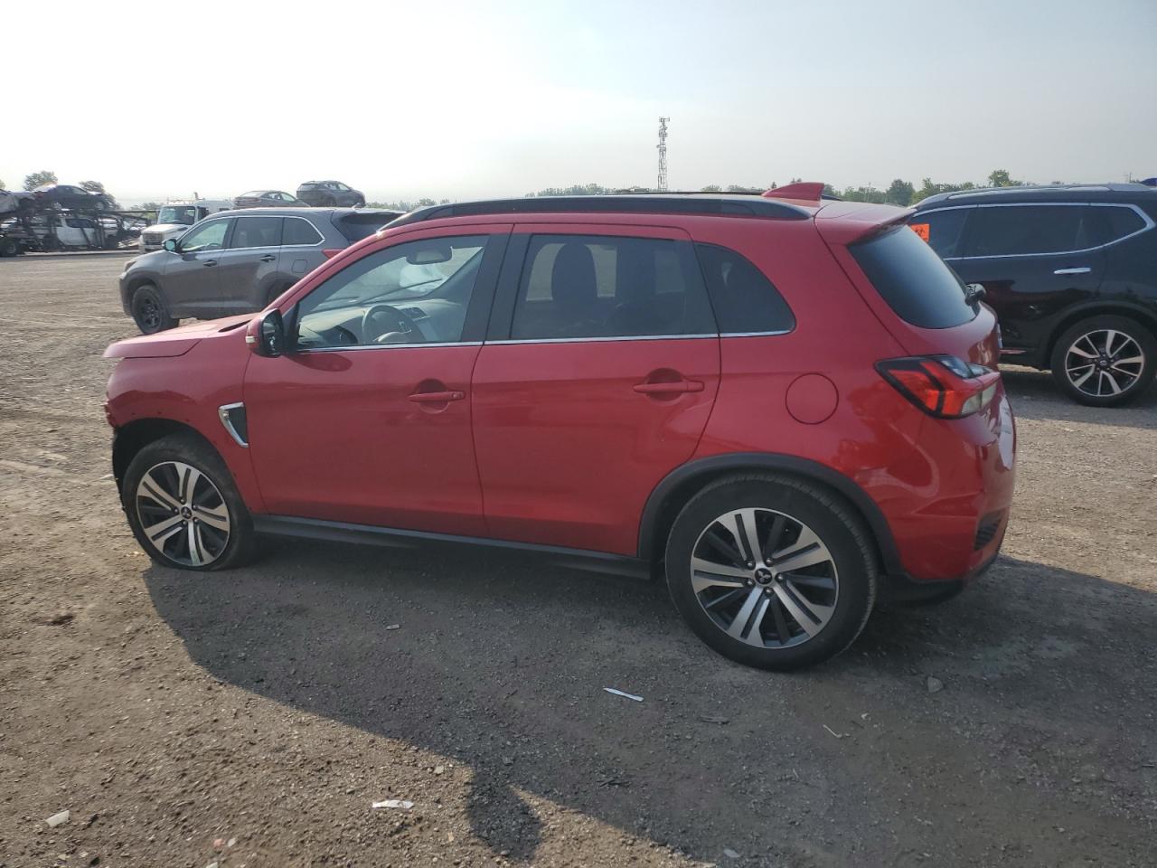 MITSUBISHI OUTLANDER SE