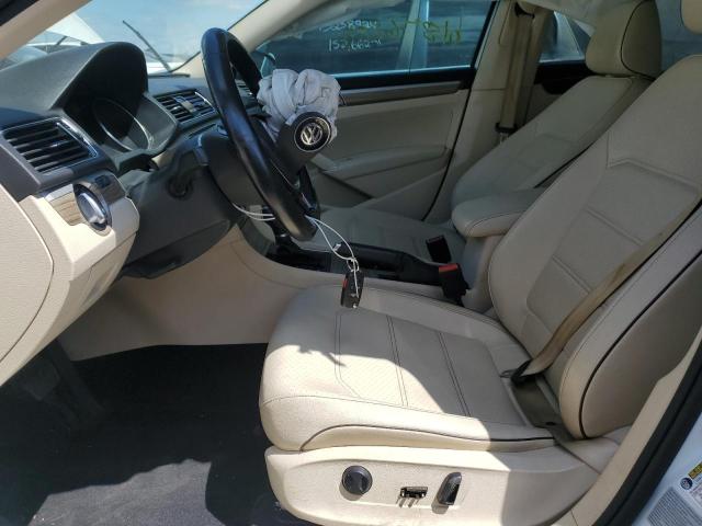 2018 VOLKSWAGEN PASSAT SE 1VWBA7A33JC017041