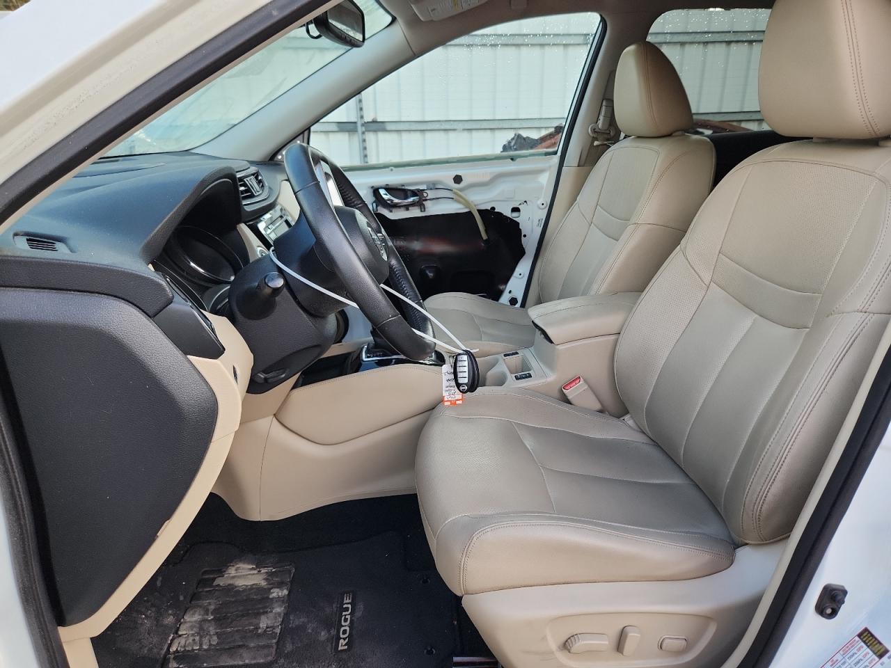 Nissan Rogue s 2018