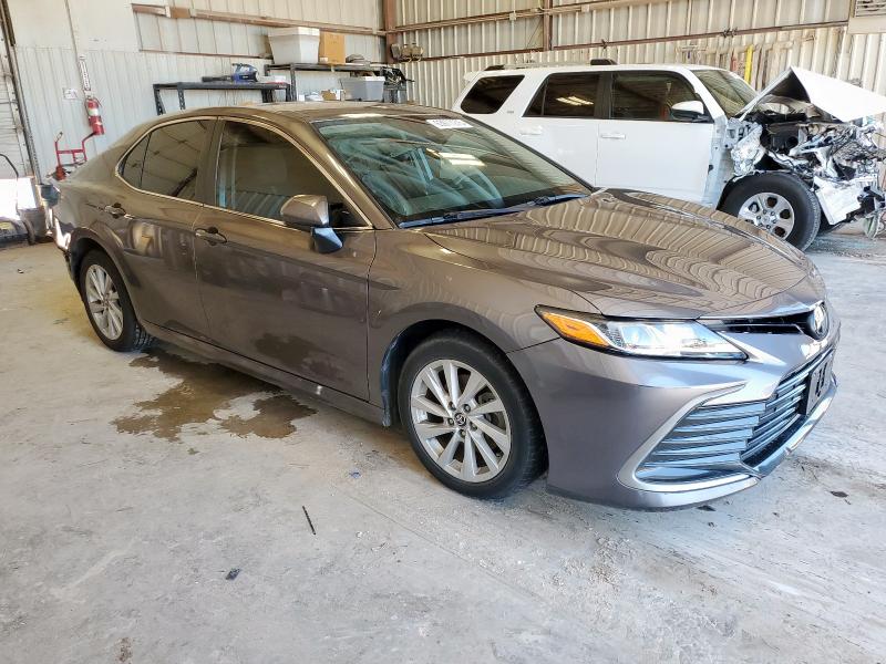 2022 TOYOTA CAMRY LE - 4T1C11AKXNU629132