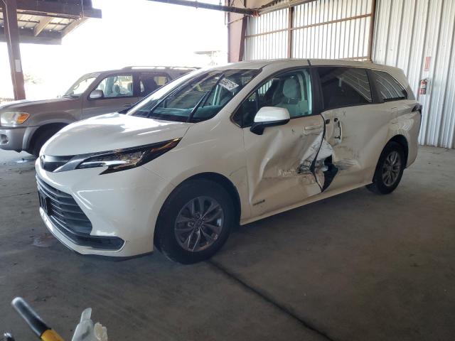 TOYOTA SIENNA LE