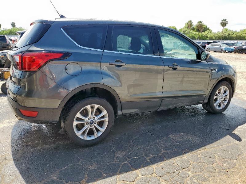 Vin: 1fmcu9gd6kua46082, lot: 63617445, ford escape se 20193