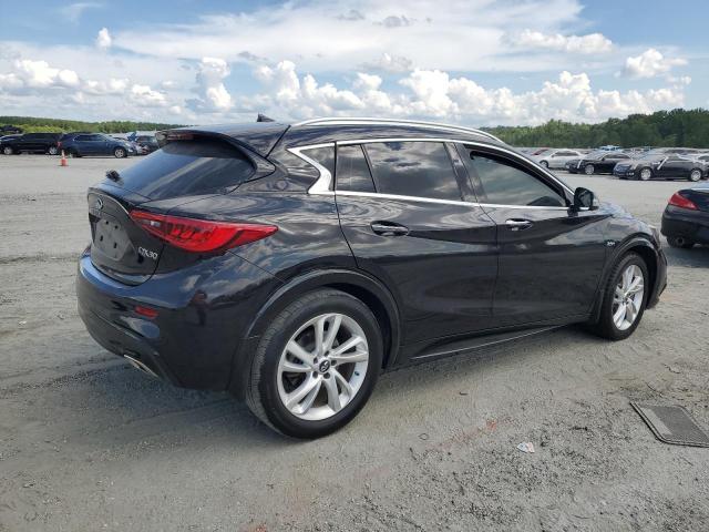 2017 INFINITI QX30 BASE SJKCH5CP4HA023568