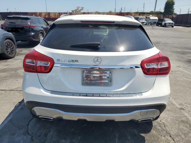 2020 MERCEDES-BENZ GLA 250 - WDCTG4EB7LJ657137