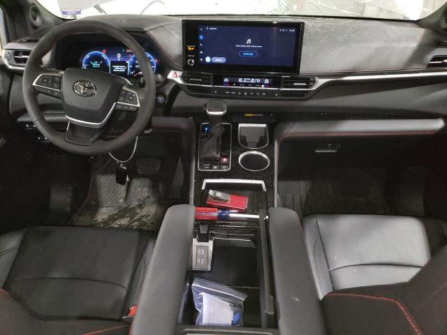 2025 TOYOTA SIENNA XSE 5TDDSKFC6SS198186