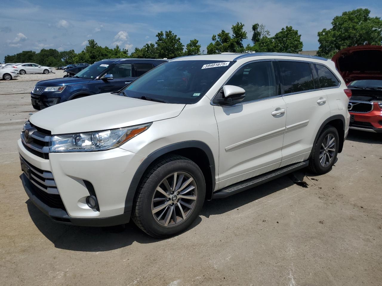 TOYOTA HIGHLANDER SE