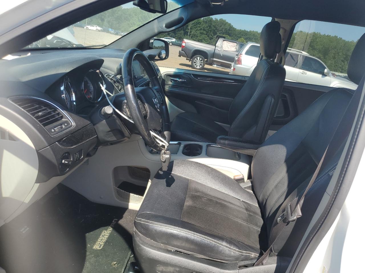 DODGE GRAND CARAVAN SXT