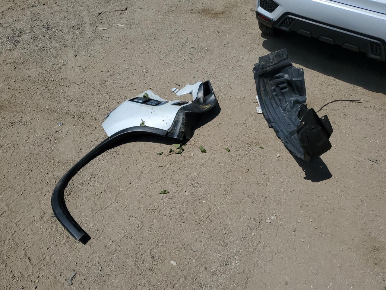 MITSUBISHI OUTLANDER ES