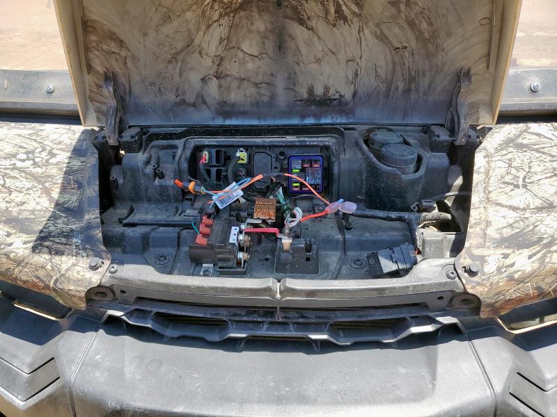 2021 CAN-AM DEFENDER M - 3JBUCAX49MK000426