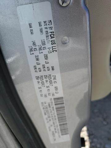 2015 CHRYSLER TOWN & COU 2C4RC1BG6FR731058