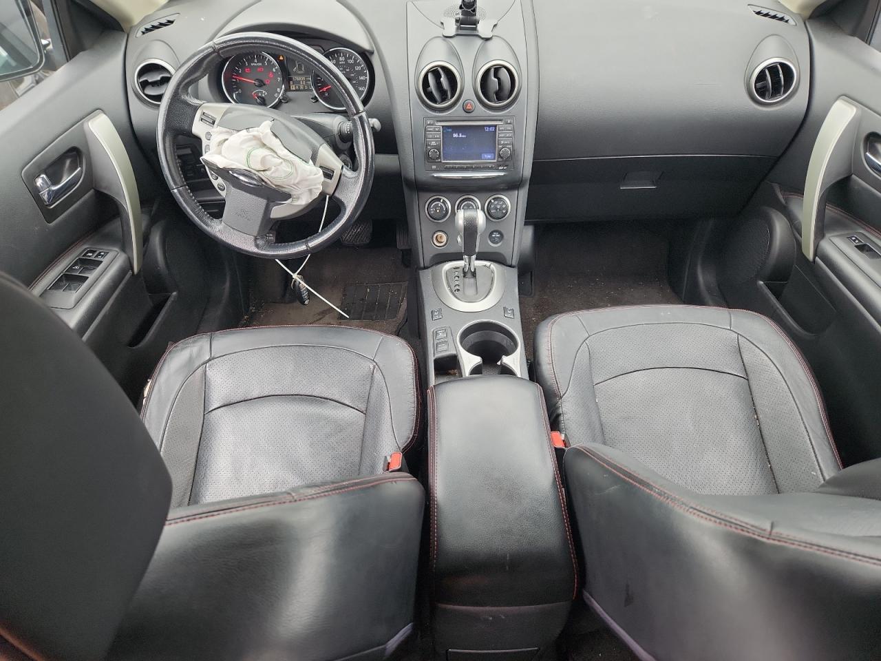 Nissan Rogue s 2013
