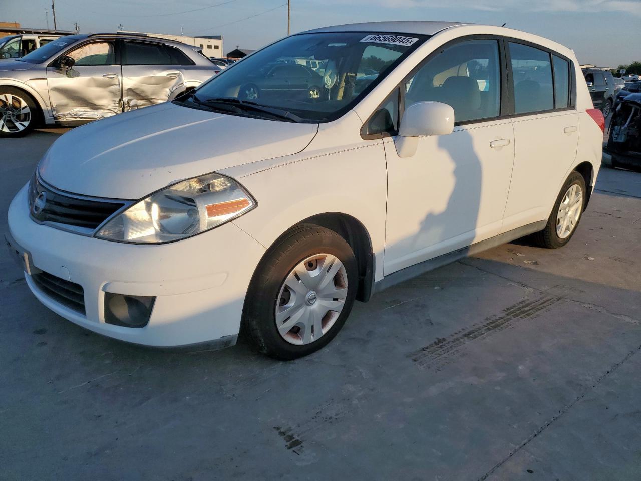 NISSAN VERSA S