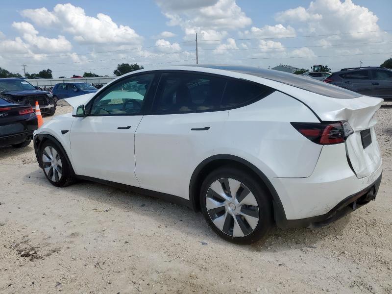 2024 TESLA MODEL Y 7SAYGAEE4RF058784