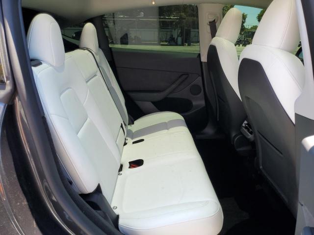 2024 TESLA MODEL Y 7SAYGDEF3RF049942
