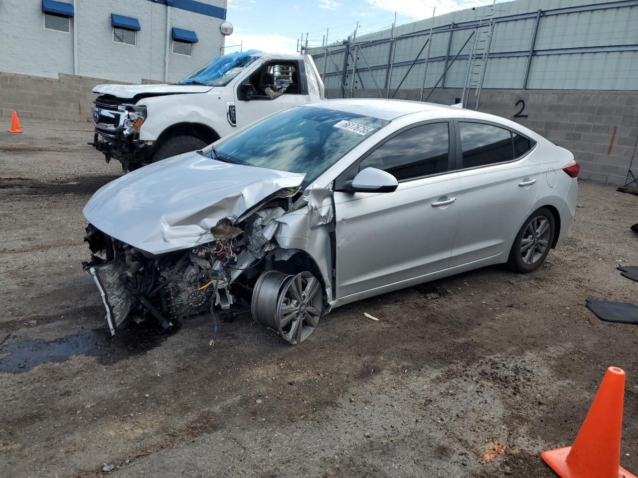 HYUNDAI ELANTRA SEL