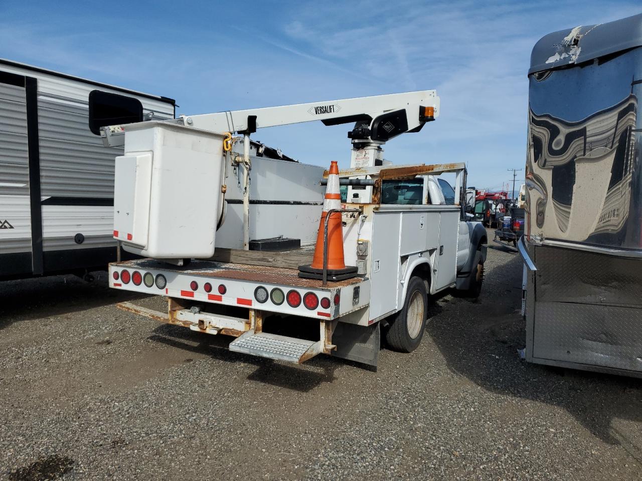 FORD F-450 SUPER DUTY