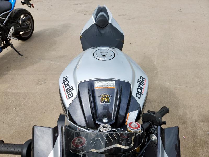 2018 APRILIA RSV4 ZD4KEU003JS001297