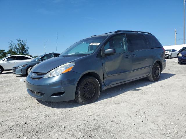 TOYOTA SIENNA CE