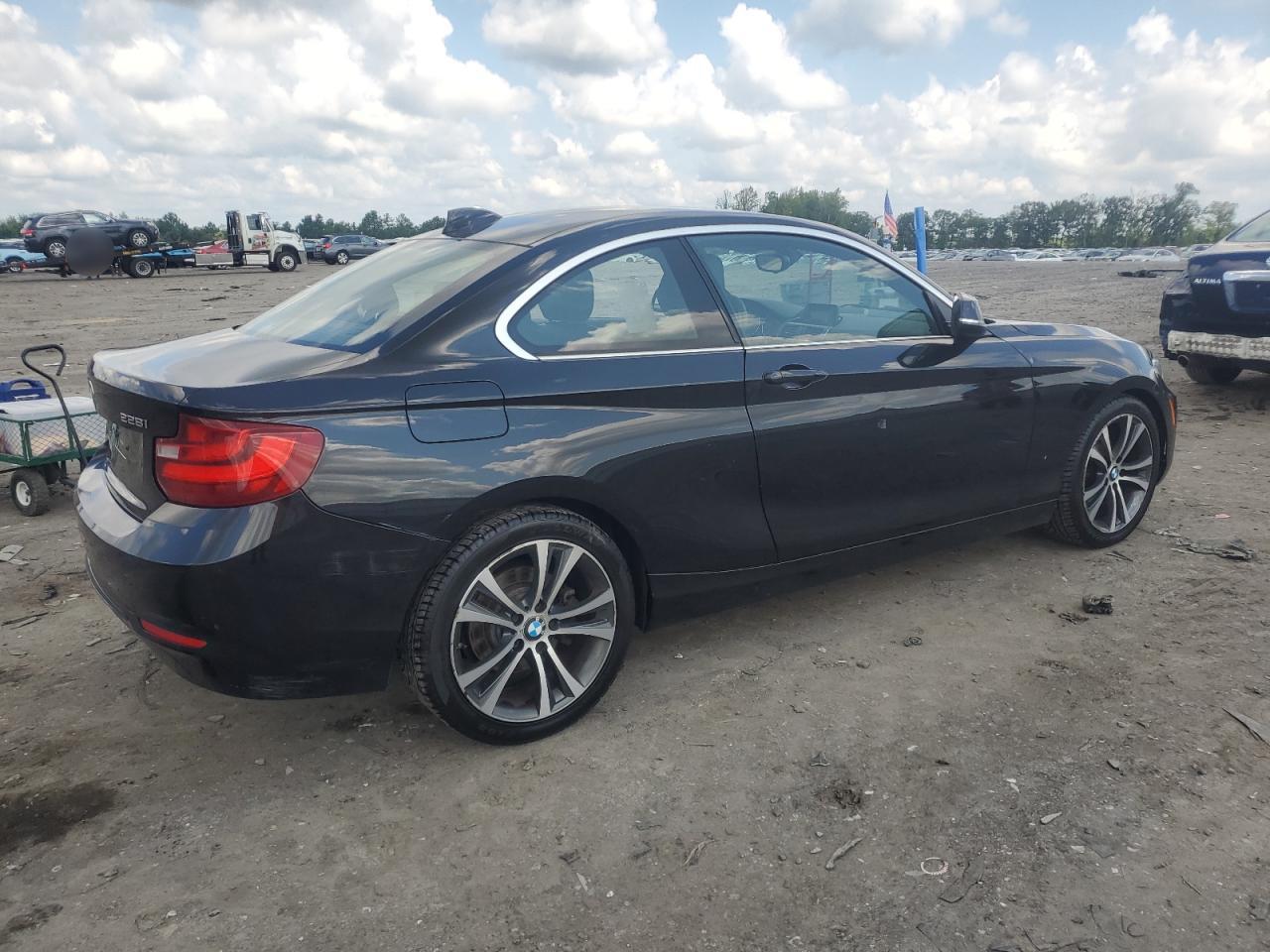 BMW 2 SERIES I SULEV