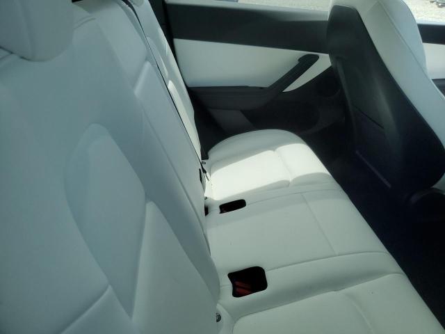 2022 TESLA MODEL Y 7SAYGDEE7NF367290