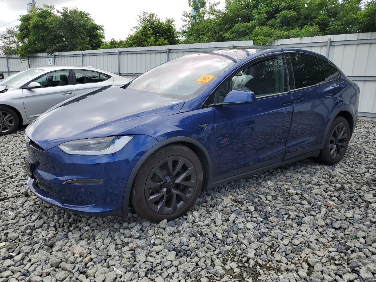 TESLA MODEL X