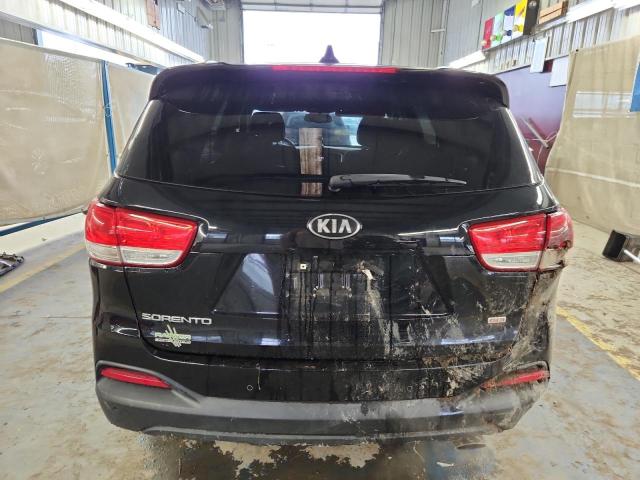 2016 KIA SORENTO LX - 5XYPG4A31GG003570