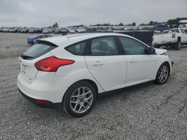 2015 FORD FOCUS SE 1FADP3K29FL318483