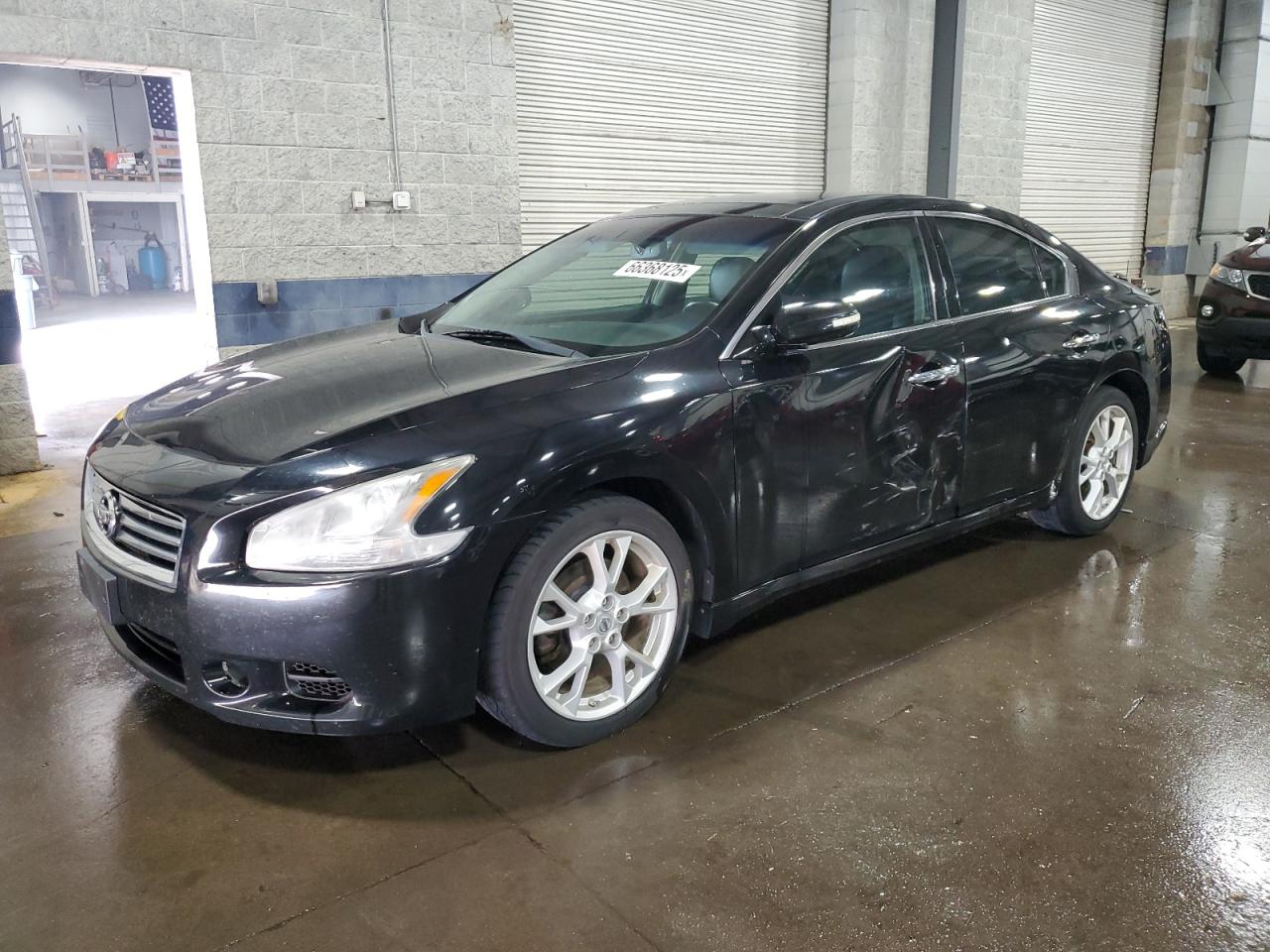 NISSAN MAXIMA S