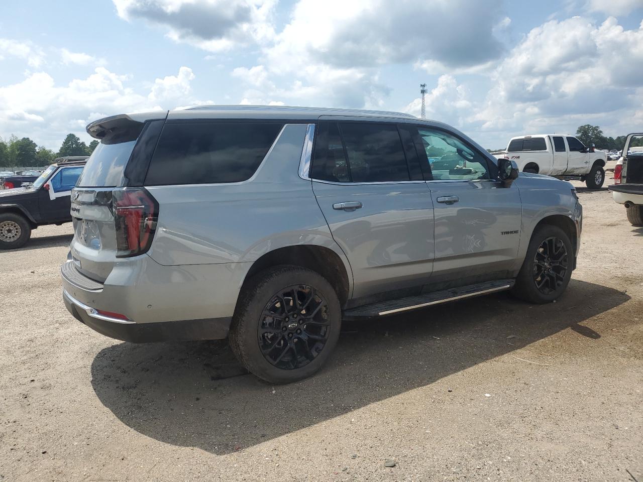 CHEVROLET TAHOE K1500 LS