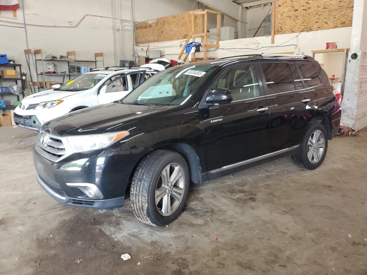 TOYOTA HIGHLANDER LIMITED