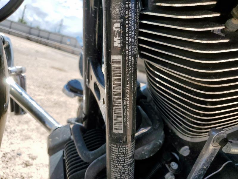 2016 HARLEY-DAVIDSON FLHX STREE - 1HD1KBM11GB651163