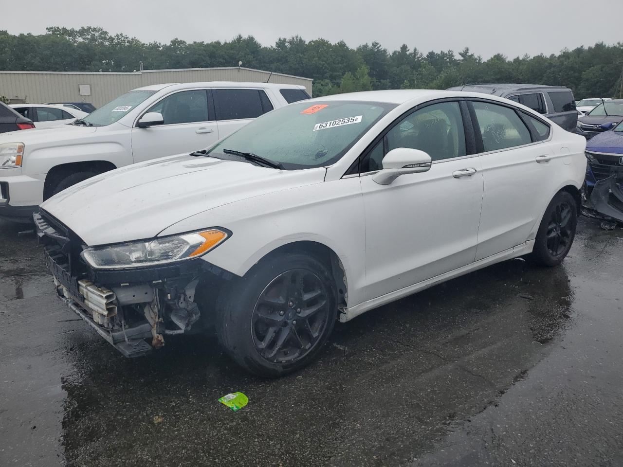 FORD FUSION SE